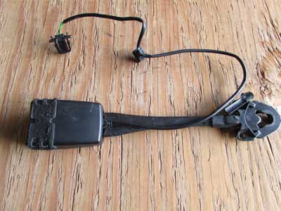 Audi OEM A4 B8 Front Seat Belt Receiver Buckle, Left Driver's Side 8K0857755E A6 A7 S4 S6 S7 2009 2010 2011 2012 2013 20142